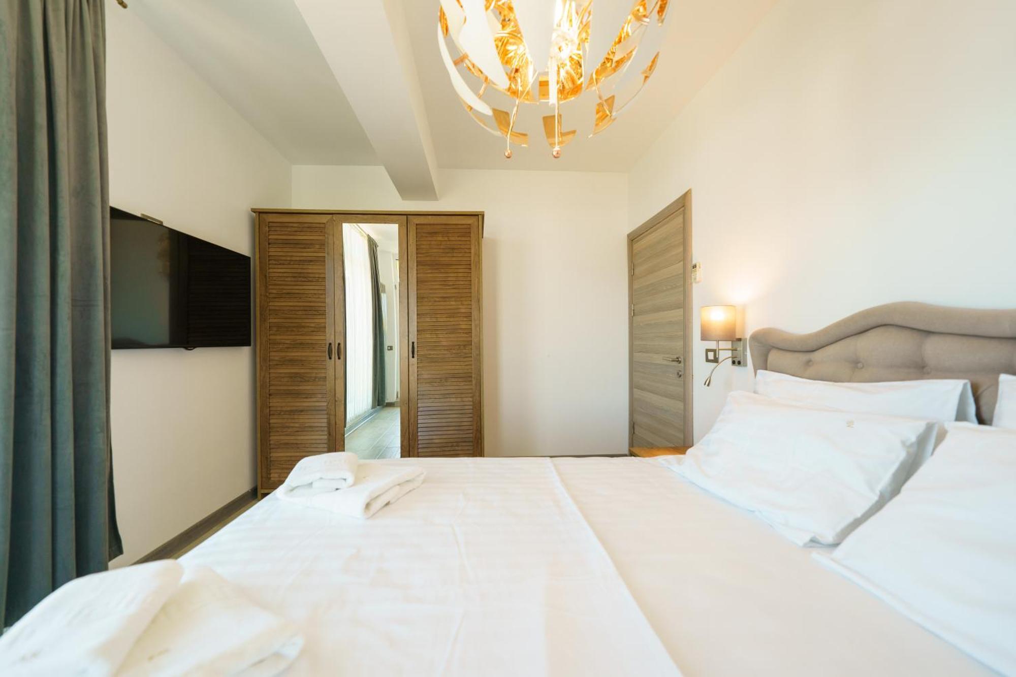 Promenada Apartments Beach Resort Mamaia Nord Неводарі Номер фото